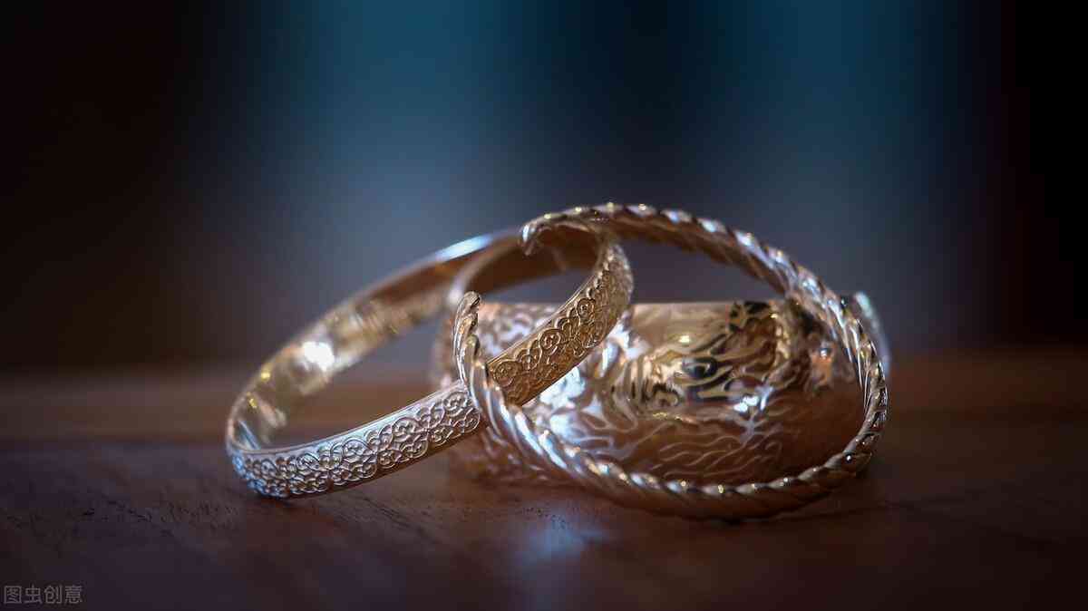 银手镯戴左手好还是右手好(银手镯戴左手好还是右手好风水)插图5 银手镯戴左手好还是右手好(银手镯戴左手好还是右手好风水)插图5