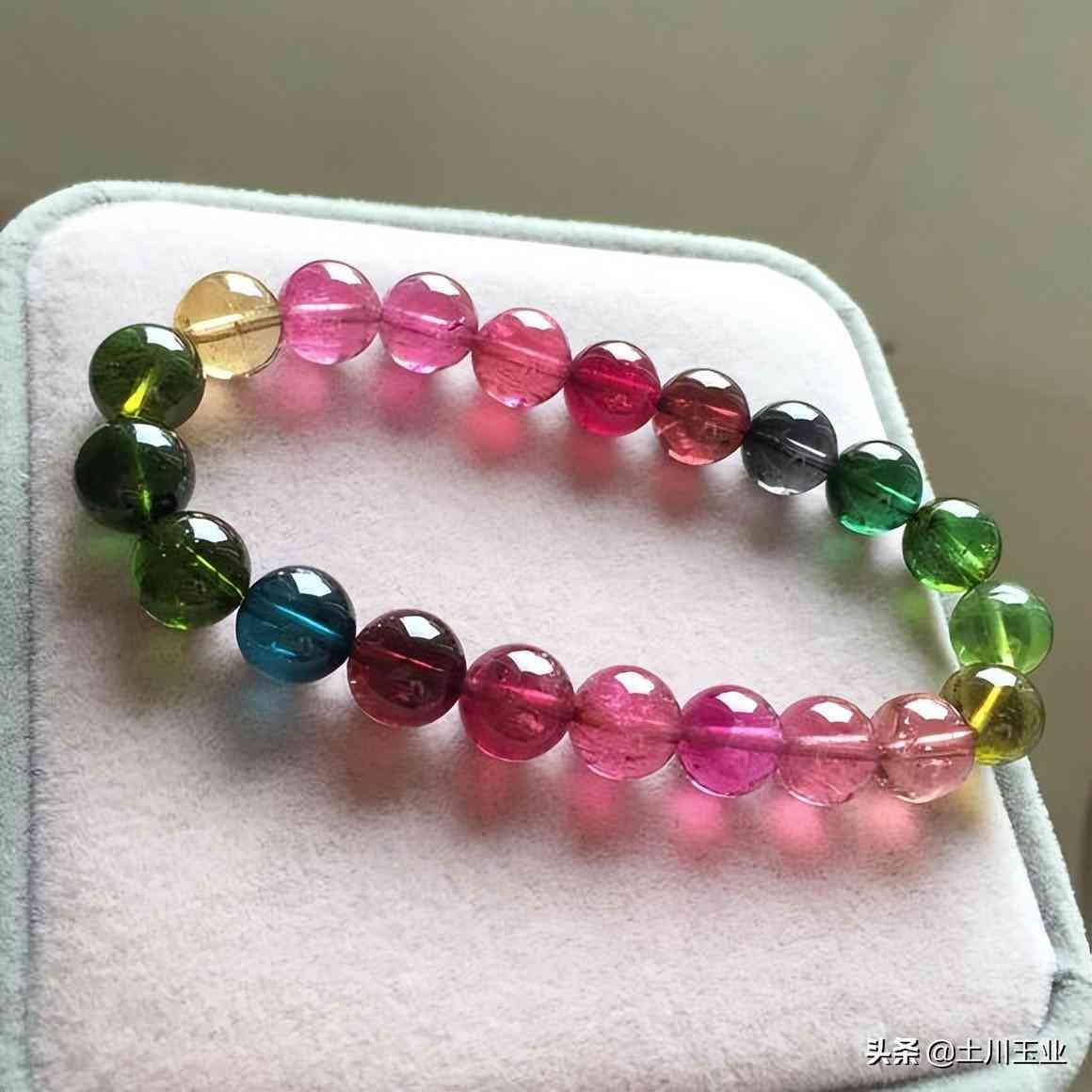 碧玺的鉴别(碧玺有假的吗)插图21 碧玺的鉴别(碧玺有假的吗)插图21