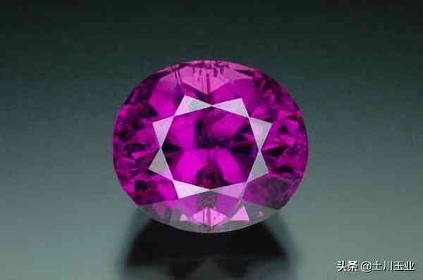 碧玺的鉴别(碧玺有假的吗)插图31 碧玺的鉴别(碧玺有假的吗)插图31