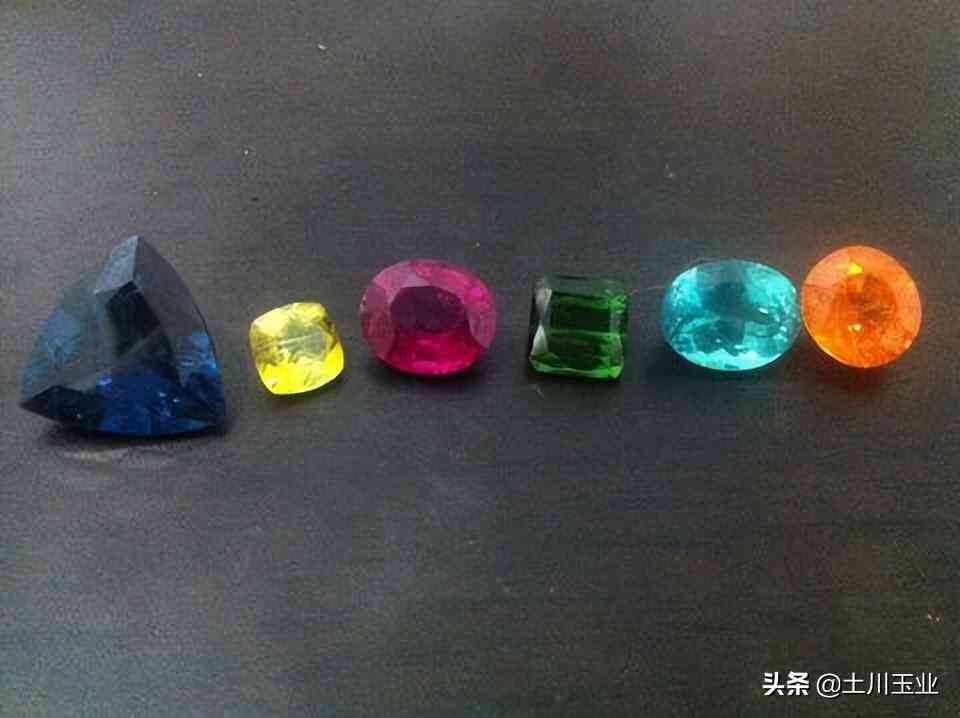 碧玺的鉴别(碧玺有假的吗)插图32 碧玺的鉴别(碧玺有假的吗)插图32