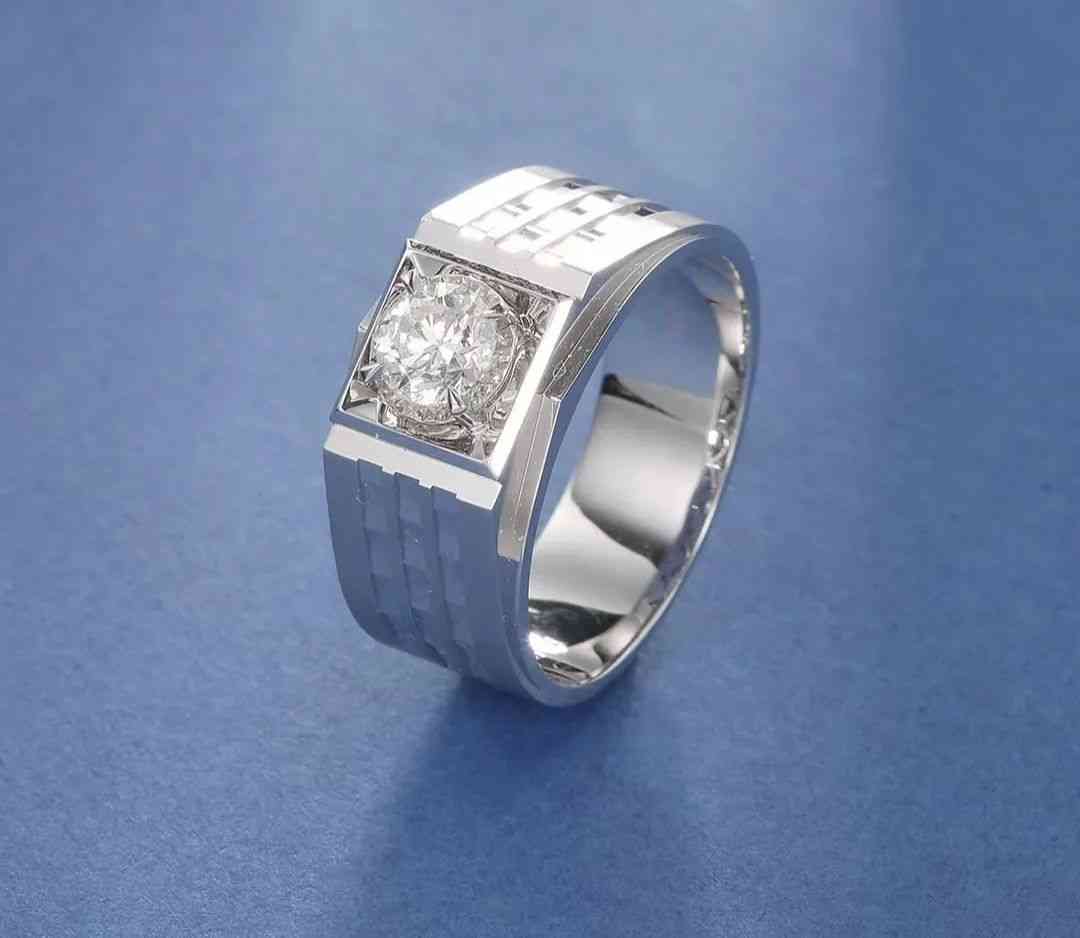 男生戴戒指五个手指的含义(戒指戴在不同手指的意义)插图3