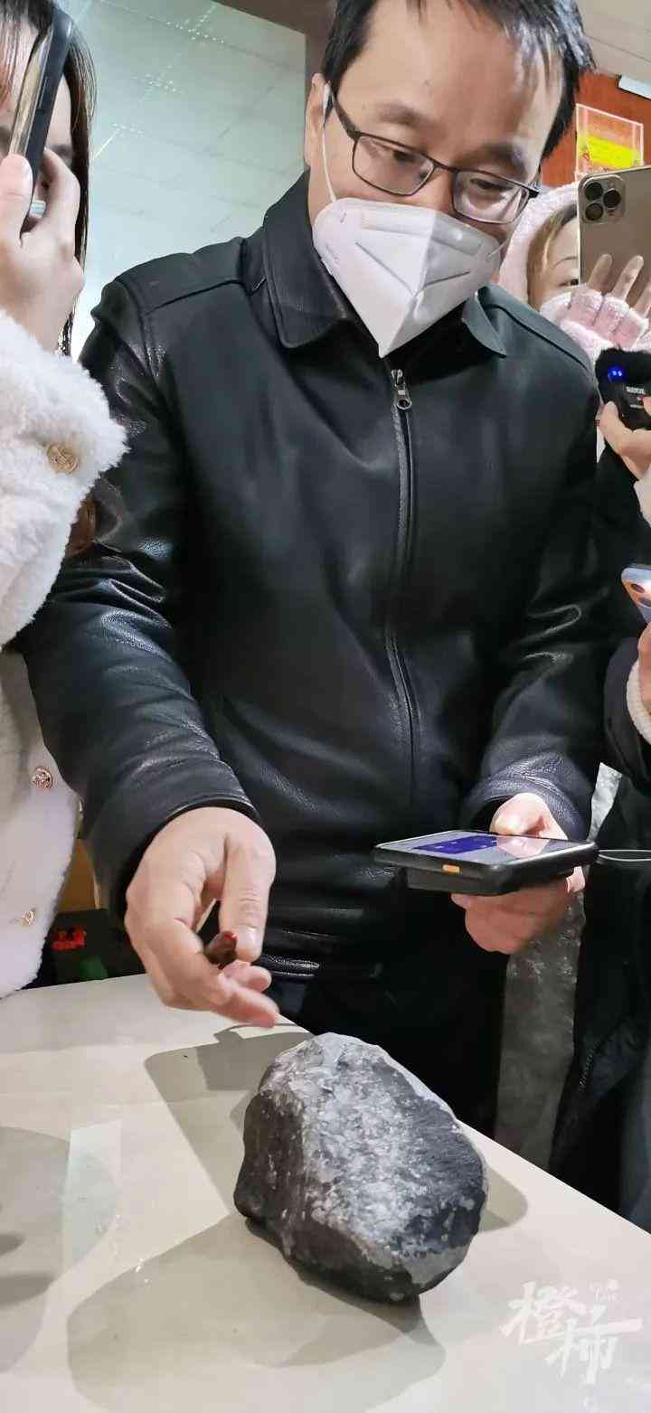 石陨石价格多少钱一克(石陨石现在市场价)插图9