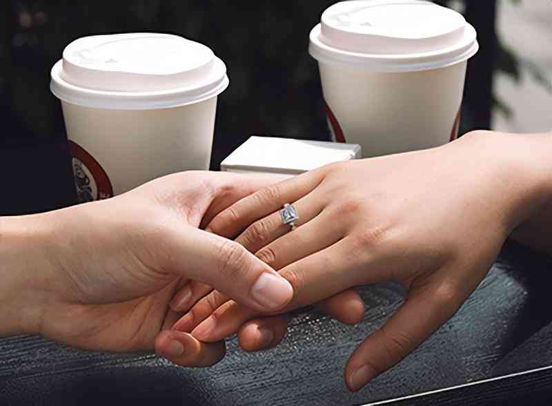 白金对戒多少钱(白金对戒什么牌子好)