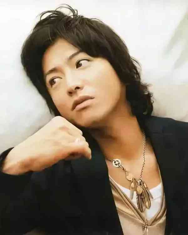 男士银项链多少钱一条(男士纯银项链多少钱)插图4 男士银项链多少钱一条(男士纯银项链多少钱)插图4