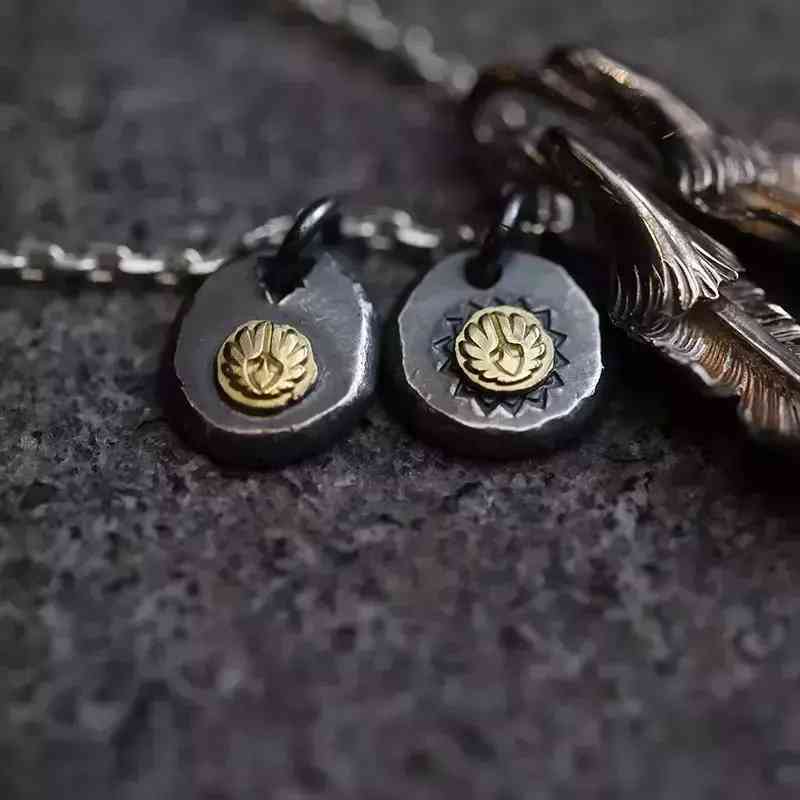 男士银项链多少钱一条(男士纯银项链多少钱)插图12 男士银项链多少钱一条(男士纯银项链多少钱)插图12