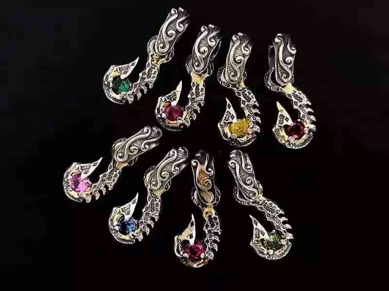 男士银项链多少钱一条(男士纯银项链多少钱)插图20 男士银项链多少钱一条(男士纯银项链多少钱)插图20