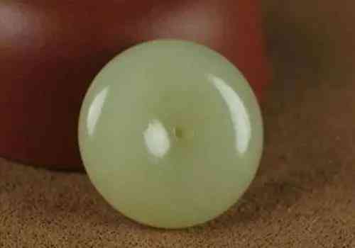 羊脂玉吊坠一般多少钱(羊脂玉吊坠一般多少钱一个)插图5 羊脂玉吊坠一般多少钱(羊脂玉吊坠一般多少钱一个)插图5