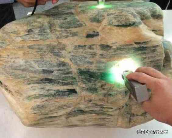 翡翠原石批发价格(翡翠原石批发网)