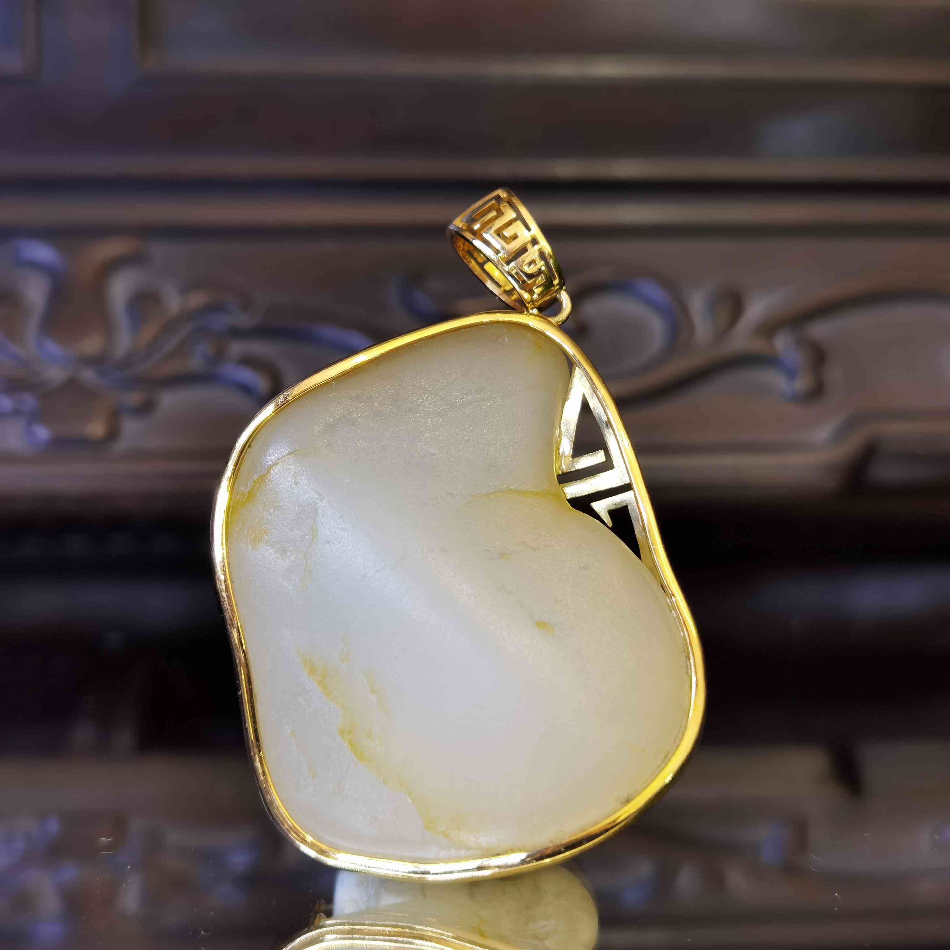 正宗和田玉吊坠价格多少(真的和田玉吊坠价格)插图1