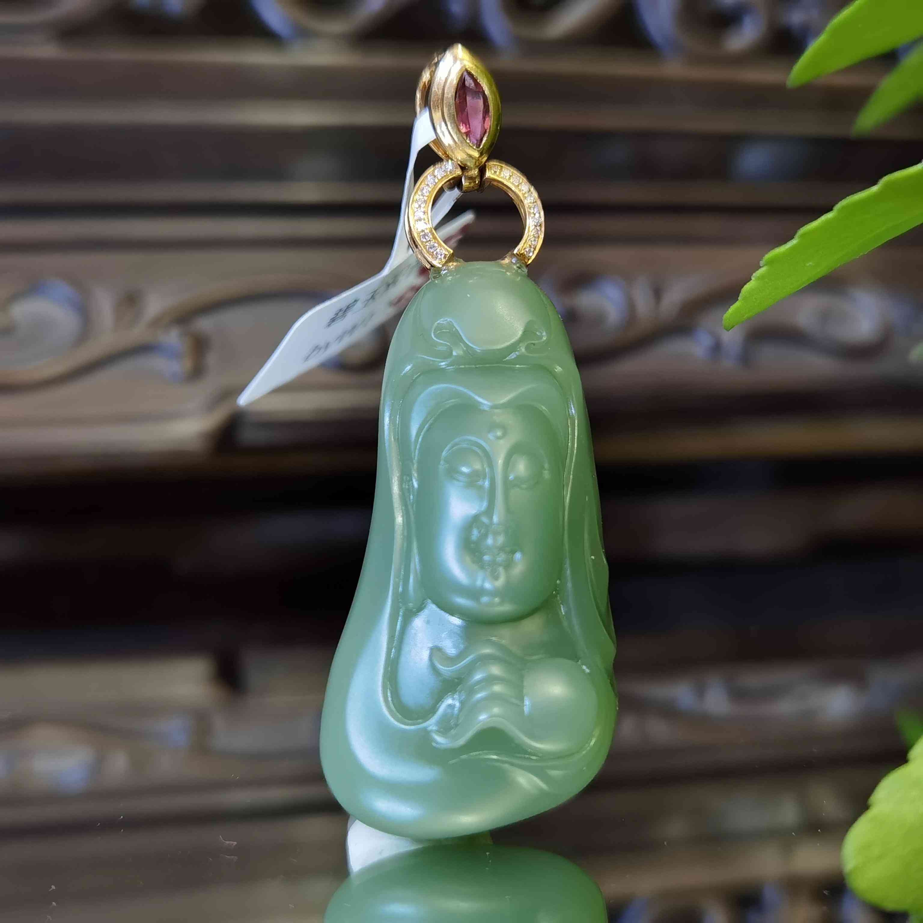 正宗和田玉吊坠价格多少(真的和田玉吊坠价格)插图3