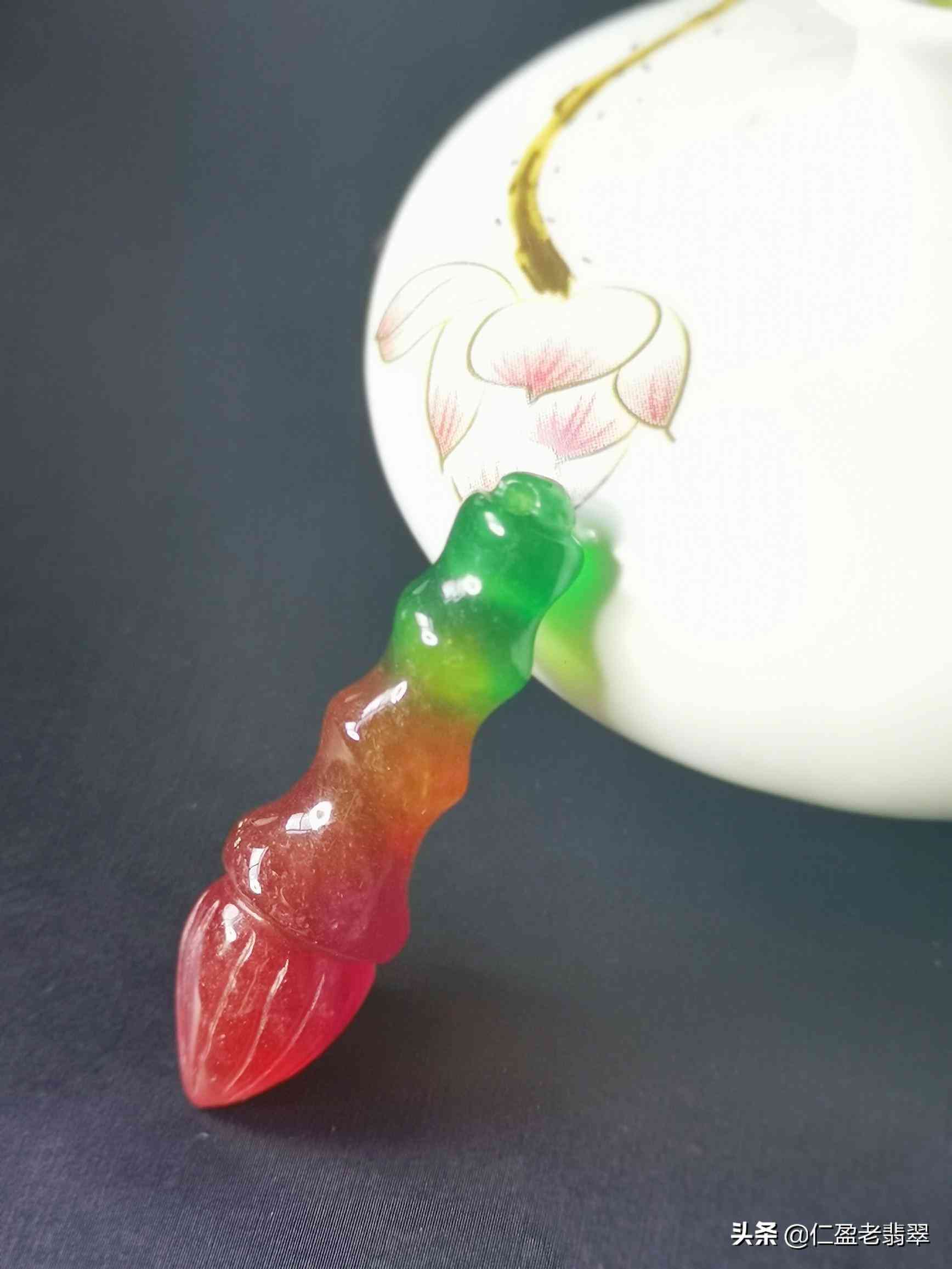 翡翠用什么水泡会越来越透(挑选翡翠的四个口诀)插图7