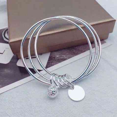 周大福银戒指价格(周大福银戒指多少钱)插图2 周大福银戒指价格(周大福银戒指多少钱)插图2