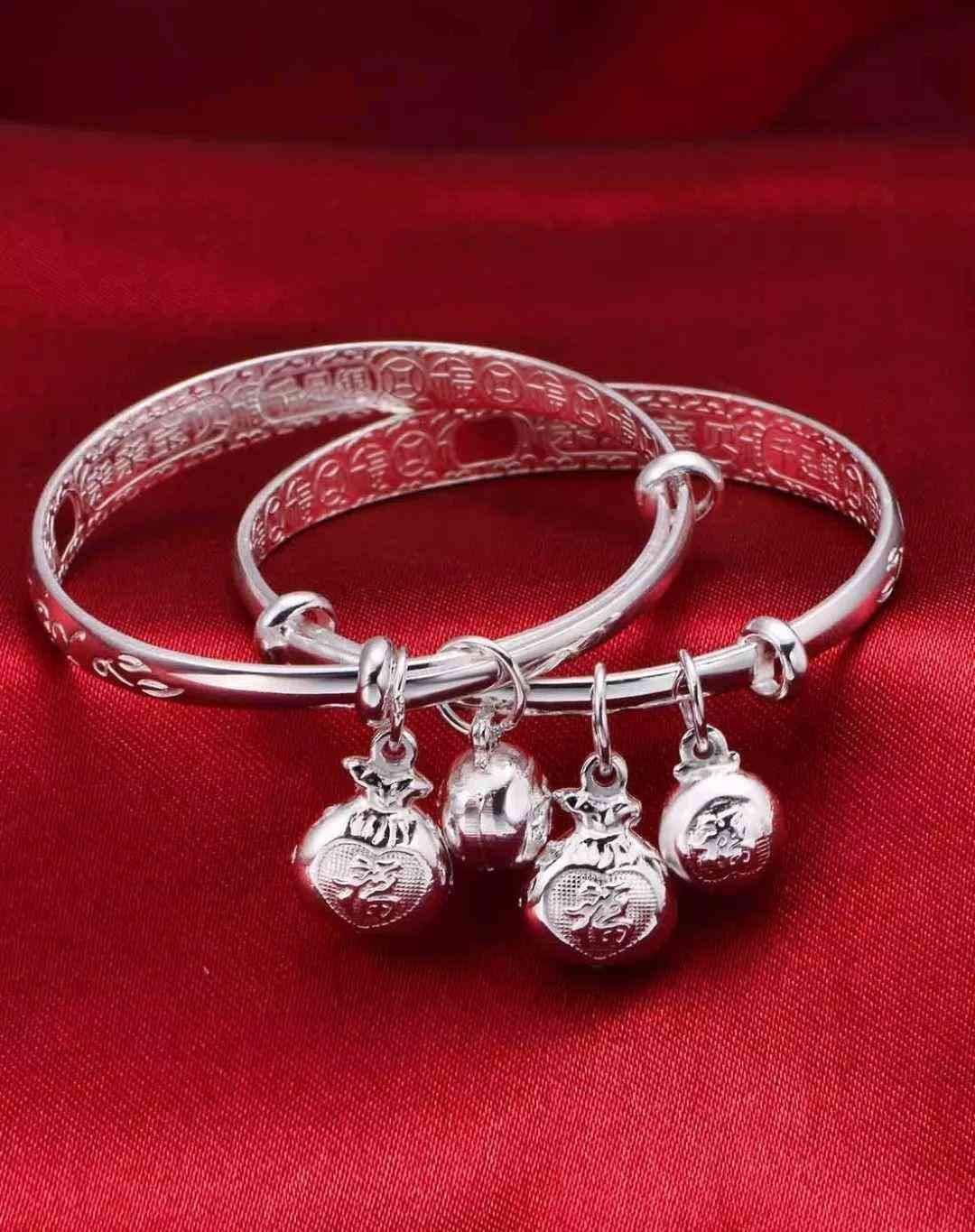 周大福银戒指价格(周大福银戒指多少钱)插图5 周大福银戒指价格(周大福银戒指多少钱)插图5