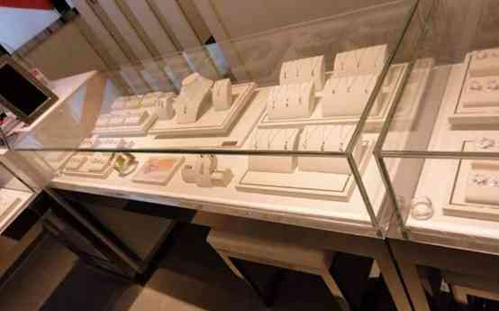 足银多少钱一克(足金999多少钱一克回收)插图4 足银多少钱一克(足金999多少钱一克回收)插图4