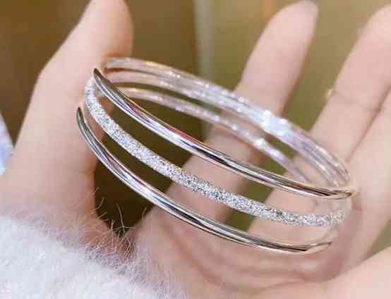 足银多少钱一克(足金999多少钱一克回收)插图5 足银多少钱一克(足金999多少钱一克回收)插图5