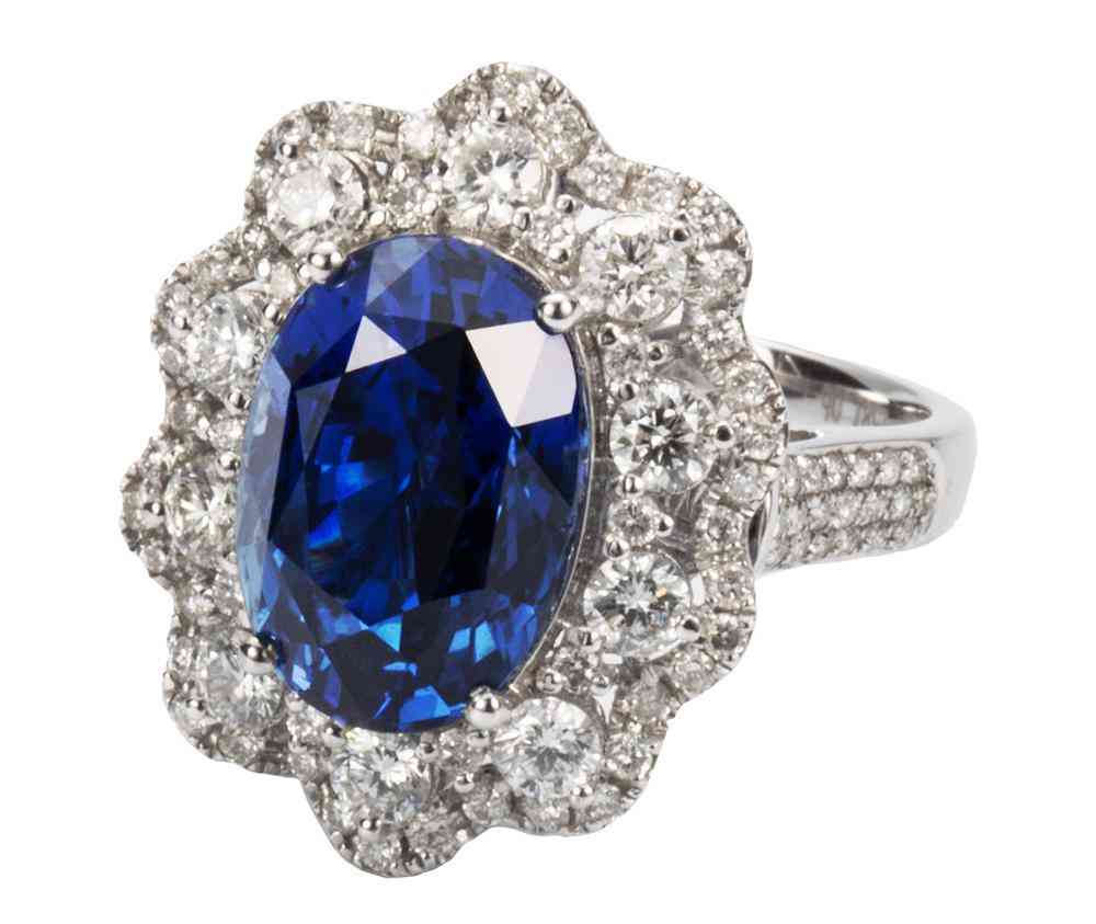 克什米尔蓝宝石拍卖(克什米尔蓝宝石拍卖纪录)