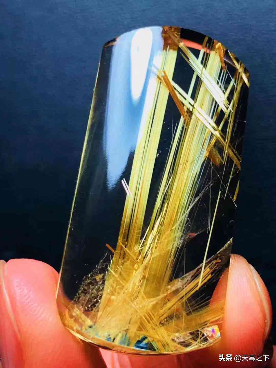 天然水晶吊坠多少钱一个(天然水晶石吊坠)插图16