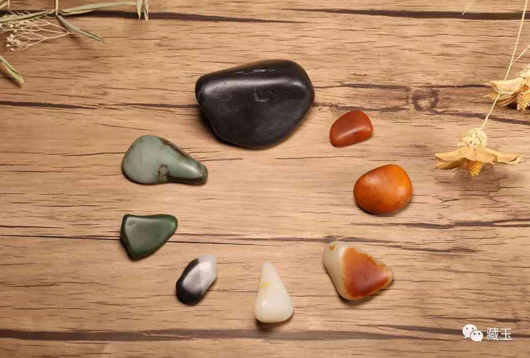 和田玉籽料颜色等级(和田玉籽料颜色等级价格表)