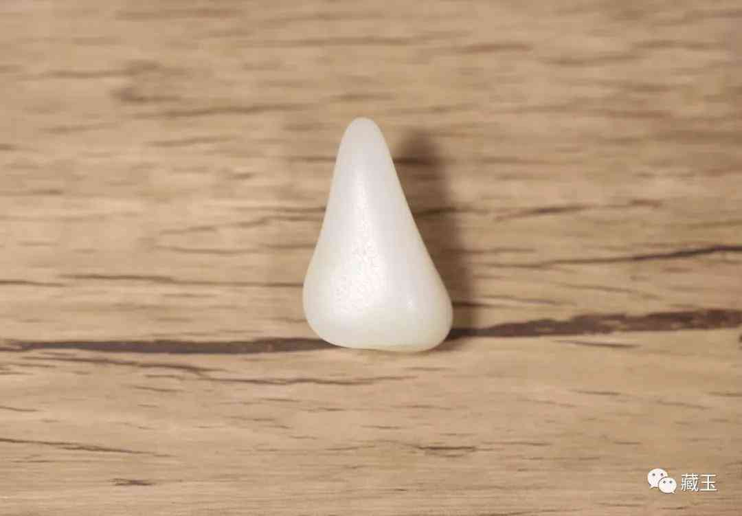 和田玉籽料颜色等级(和田玉籽料颜色等级价格表)插图1