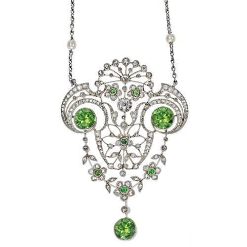 翠榴石密度(翠石榴石)插图5 翠榴石密度(翠石榴石)插图5