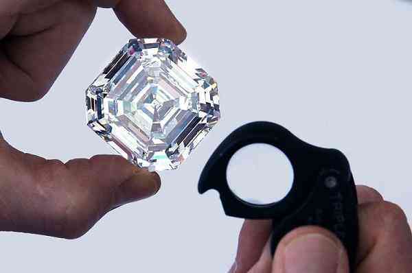 定制钻戒会有假的吗(定制钻戒有保障吗)插图4 定制钻戒会有假的吗(定制钻戒有保障吗)插图4