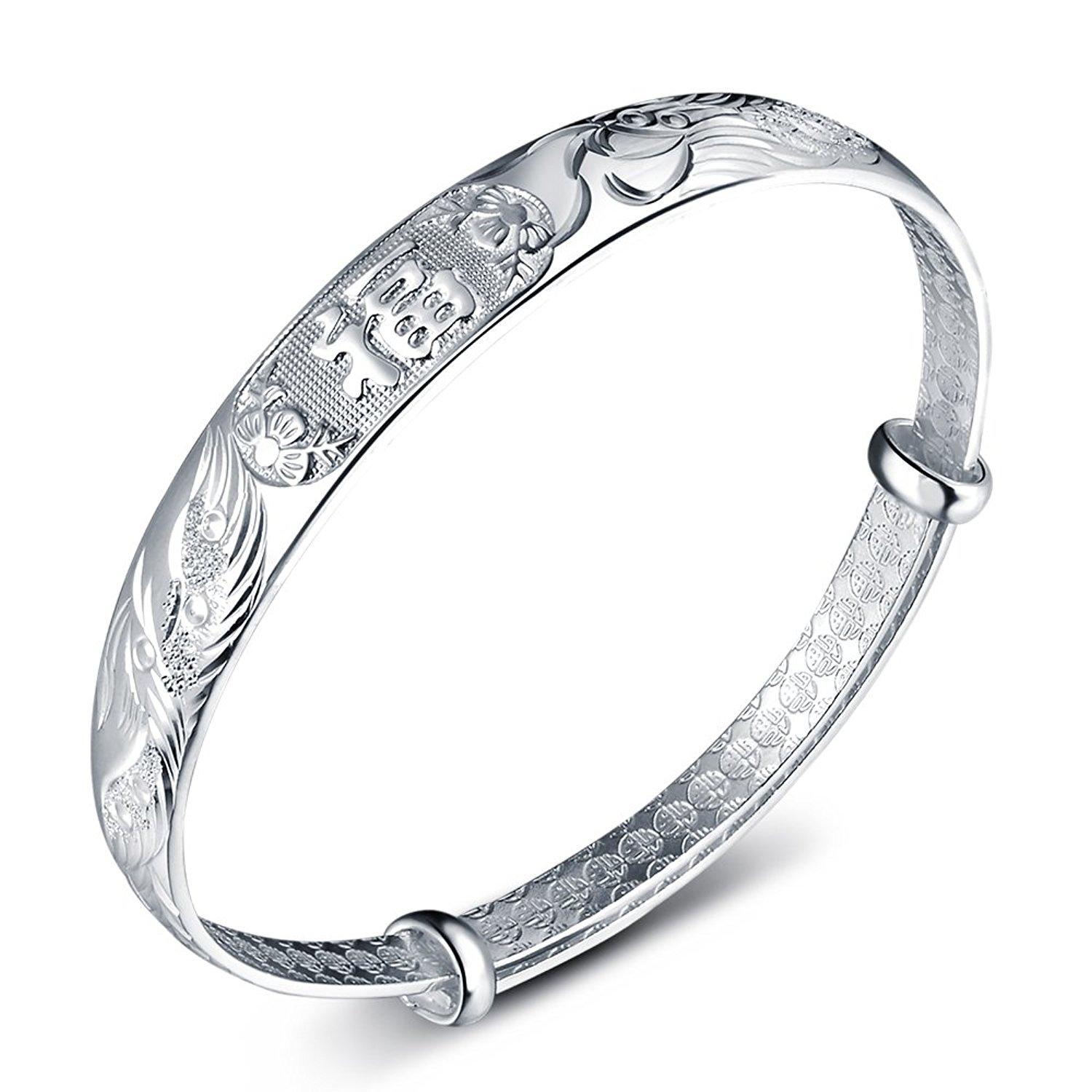 银镯子变黑是湿气重吗(银镯子变黑是在排毒吗)插图1 银镯子变黑是湿气重吗(银镯子变黑是在排毒吗)插图1