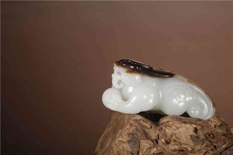 和田羊脂白玉市场价多少一克(和田羊脂玉多少钱一克)插图6 和田羊脂白玉市场价多少一克(和田羊脂玉多少钱一克)插图6