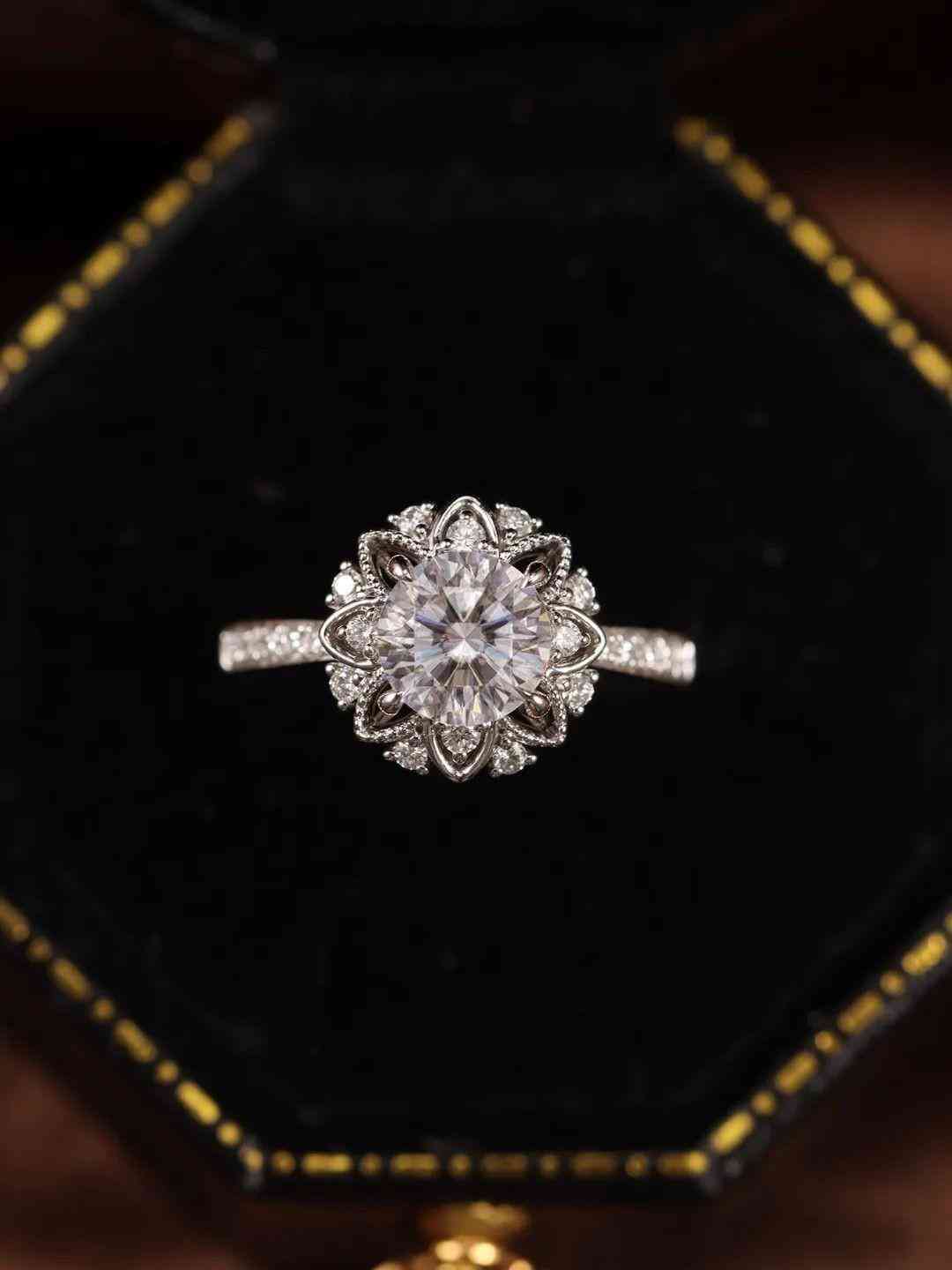 2022年钻戒新款(今年款的钻戒)插图5 2022年钻戒新款(今年款的钻戒)插图5