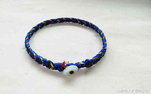 男士手链编织教程(男士手链编织教程 红绳)插图12 男士手链编织教程(男士手链编织教程 红绳)插图12