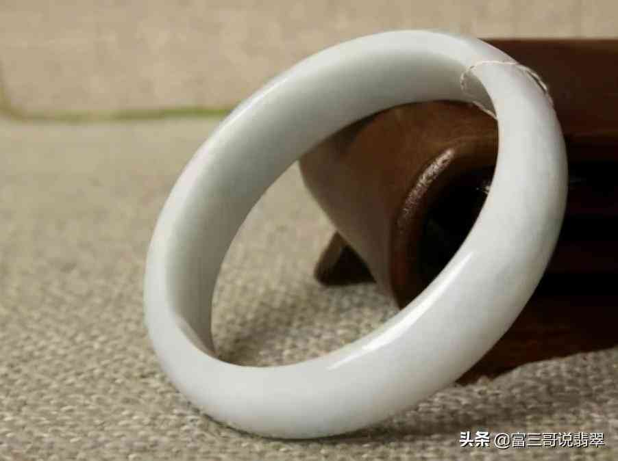 十种不建议买的玉(哪种玉不能买)插图1