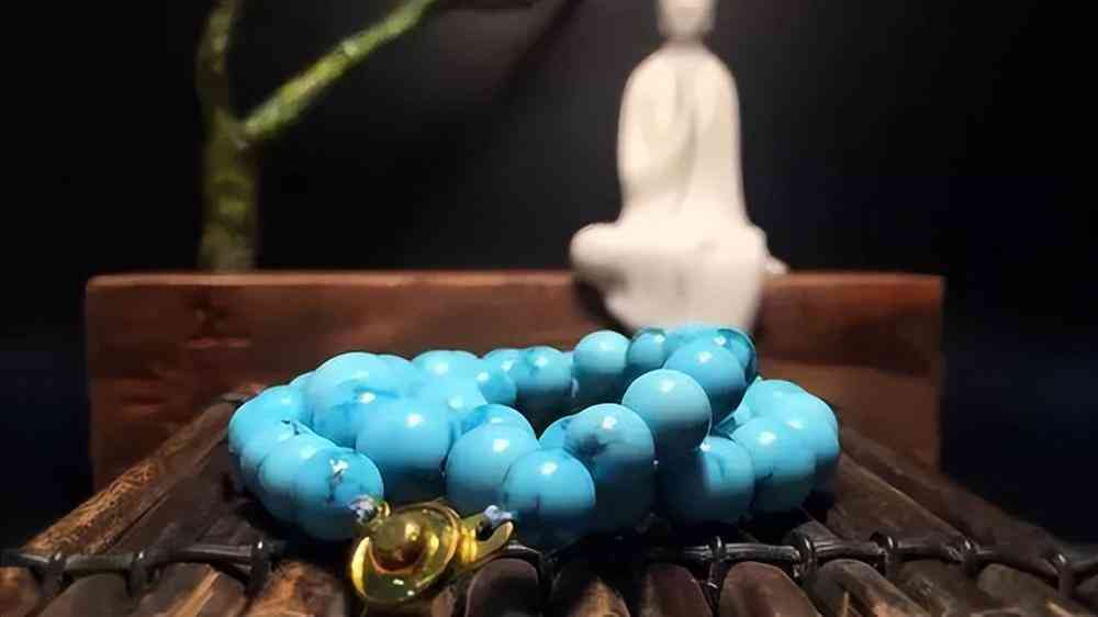 南红玛瑙手串的价格(女人为什么不能戴南红)插图3 南红玛瑙手串的价格(女人为什么不能戴南红)插图3