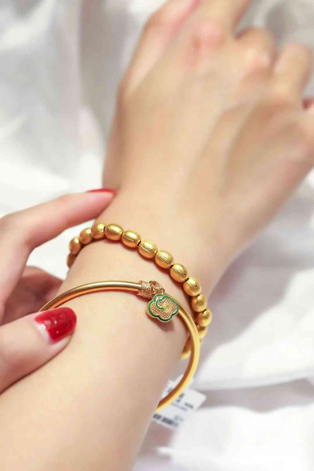 宝庆银楼属于什么档次(去金店买黄金千万别买三种金)插图17