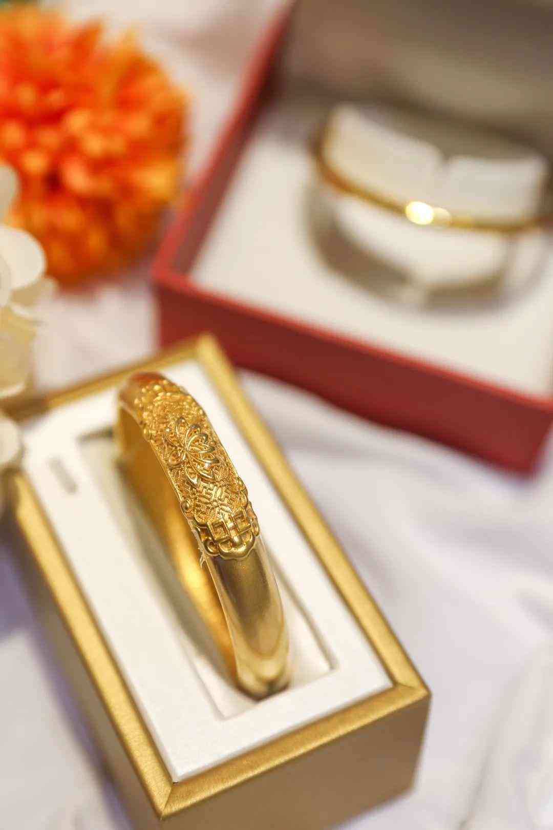 宝庆银楼属于什么档次(去金店买黄金千万别买三种金)插图25