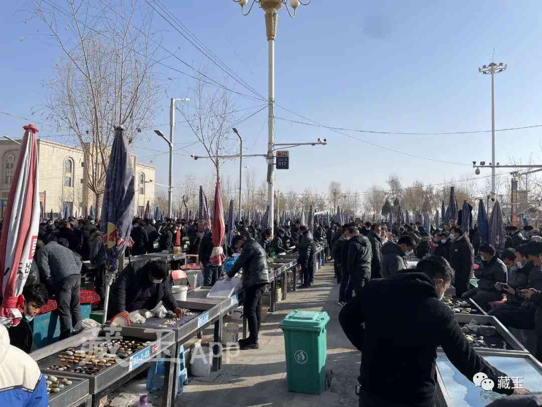 和田玉籽料根本卖不掉(和田玉什么颜色最贵依次顺序)插图3 和田玉籽料根本卖不掉(和田玉什么颜色最贵依次顺序)插图3