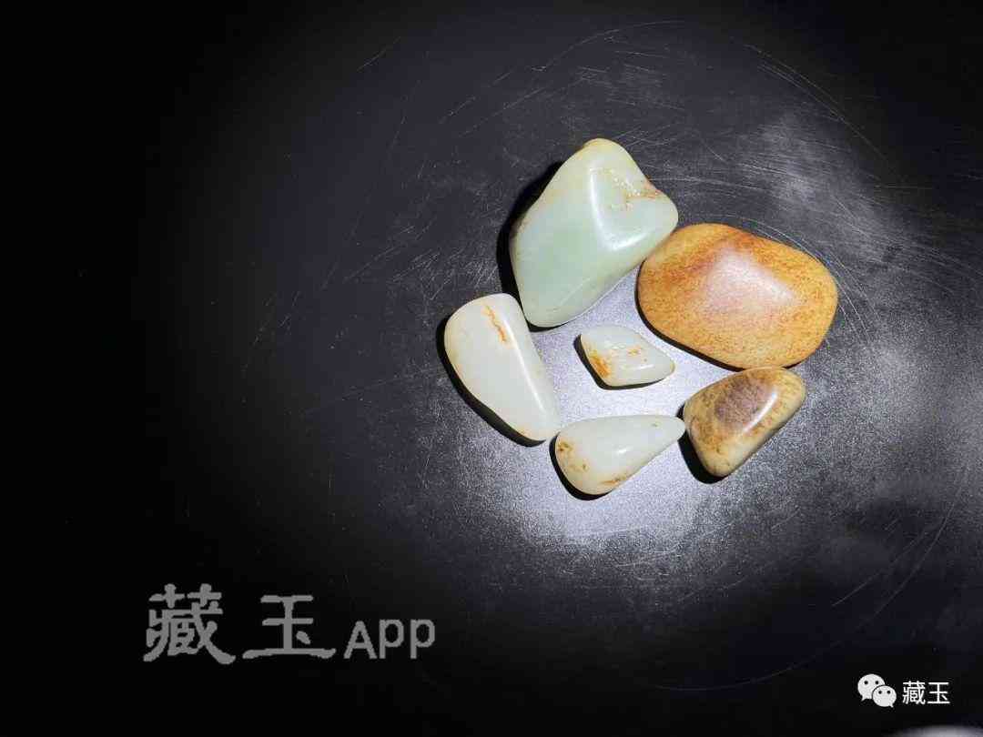 和田玉籽料根本卖不掉(和田玉什么颜色最贵依次顺序)插图11 和田玉籽料根本卖不掉(和田玉什么颜色最贵依次顺序)插图11