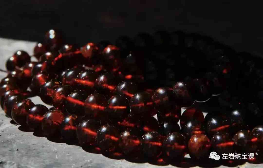 波罗的海血珀(波罗的海血珀有风化纹吗)插图14 波罗的海血珀(波罗的海血珀有风化纹吗)插图14