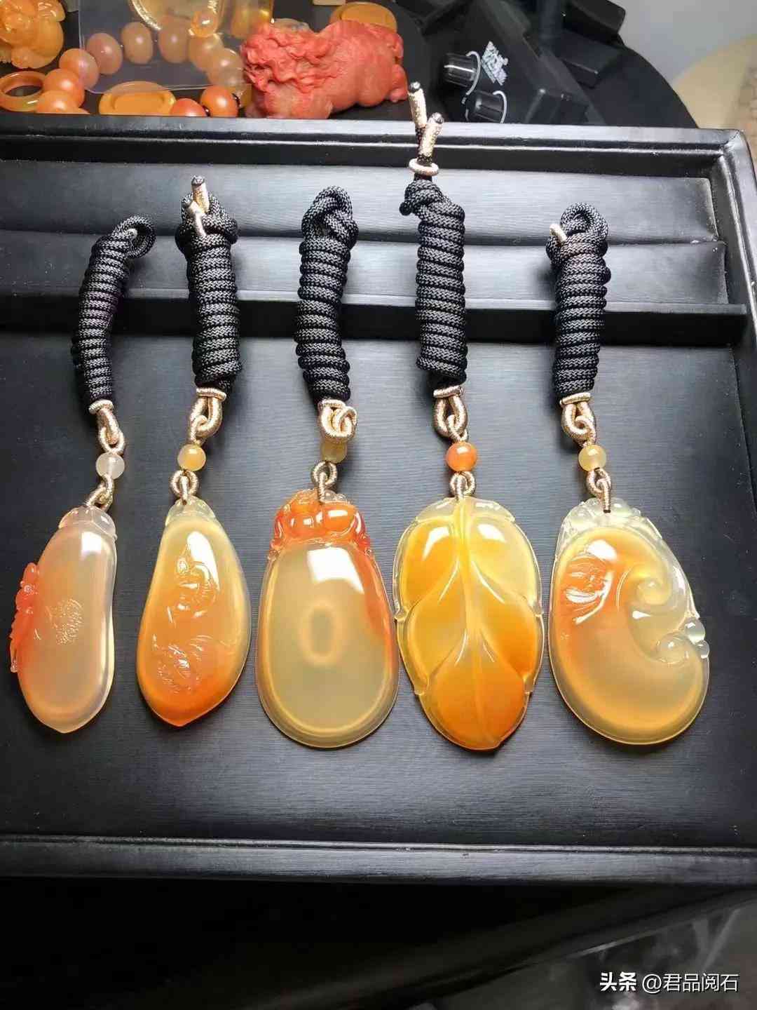 云南龙陵黄龙玉价格(为什么说黄龙玉不养人)插图6