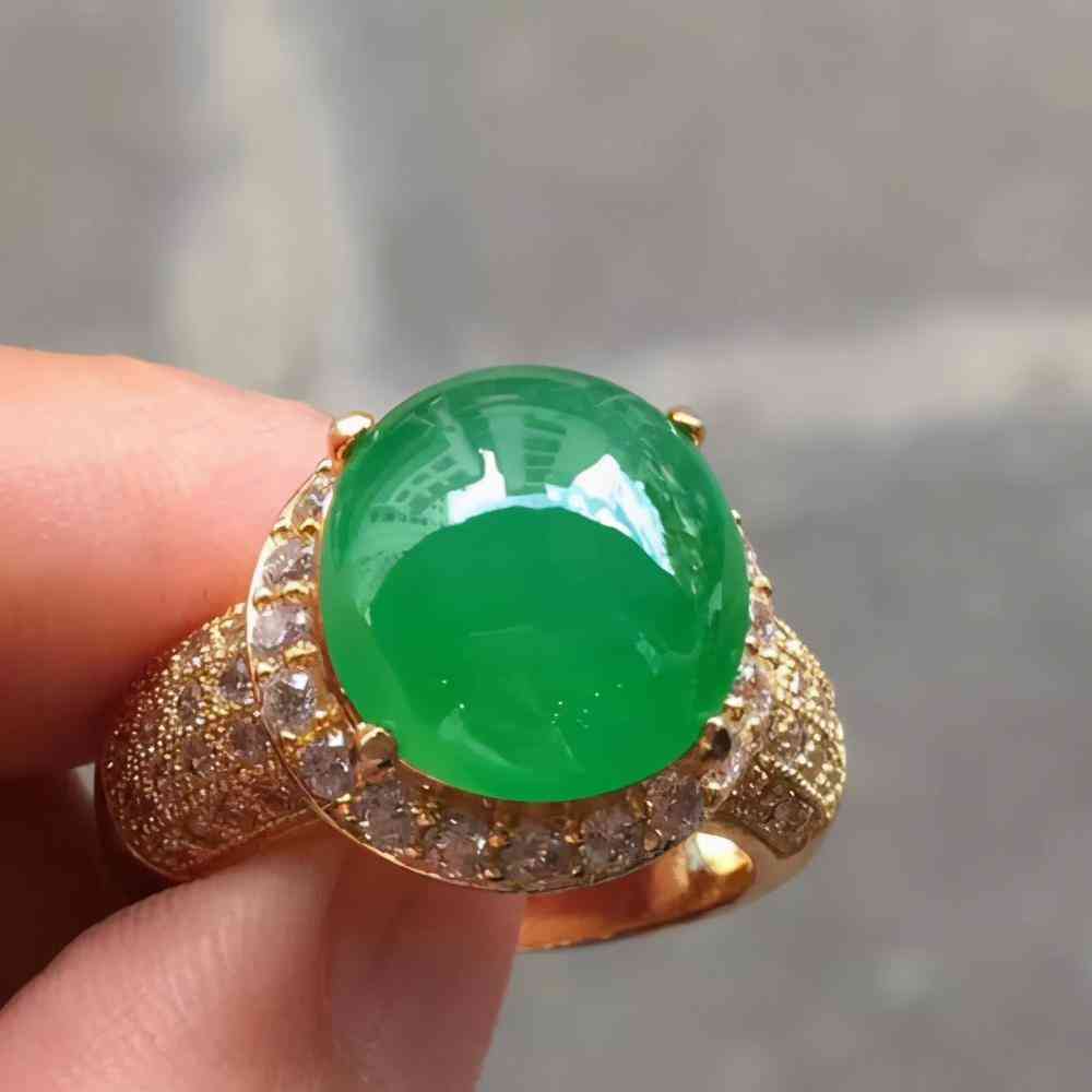 最好的玉器鉴定专家(最权威的玉石鉴定中心)插图8 最好的玉器鉴定专家(最权威的玉石鉴定中心)插图8