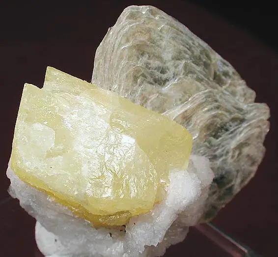 彩萤石的功效与作用(彩萤石的功效与作用图片)插图34