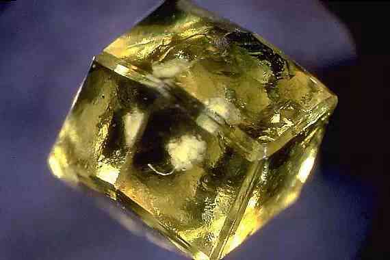 彩萤石的功效与作用(彩萤石的功效与作用图片)插图117