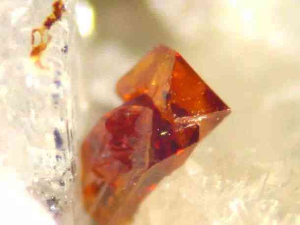 彩萤石的功效与作用(彩萤石的功效与作用图片)插图133