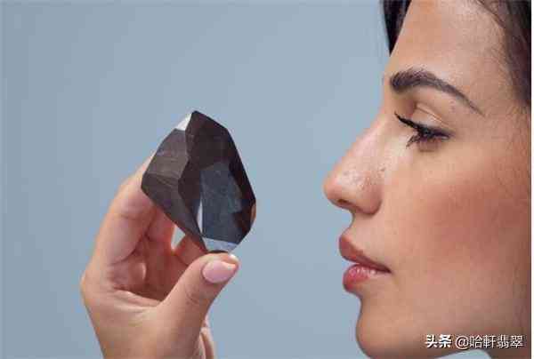 墨翠是什么档次的翡翠(墨翠是什么档次的翡翠图片)插图1 墨翠是什么档次的翡翠(墨翠是什么档次的翡翠图片)插图1