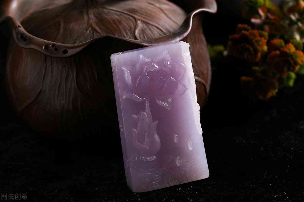 翡翠八大种水(32种翡翠颜色等级排名)插图1