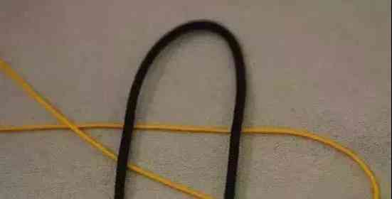 手串线绳怎样打结(手串收尾打死扣图解)插图3 手串线绳怎样打结(手串收尾打死扣图解)插图3