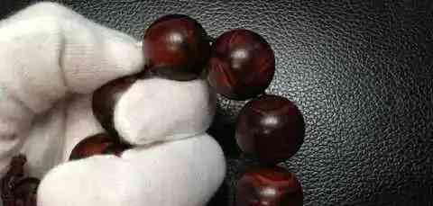 黄花梨手串怎么盘(买黄花梨手串谁家好)插图5