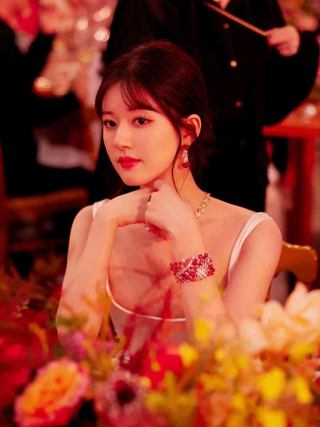 宝格丽戒指什么材质(宝格丽戒指贵不贵)插图1 宝格丽戒指什么材质(宝格丽戒指贵不贵)插图1