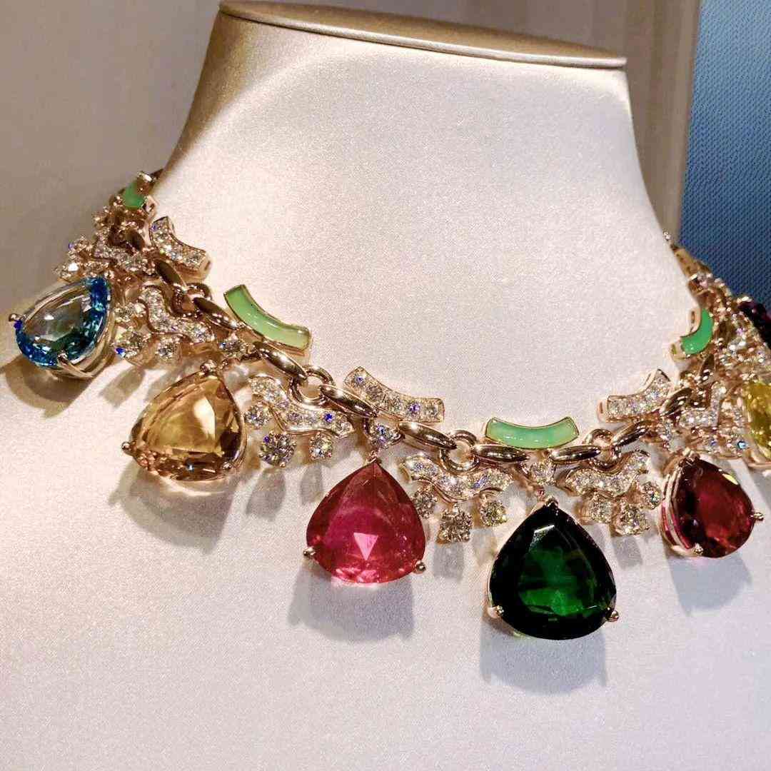 宝格丽戒指什么材质(宝格丽戒指贵不贵)插图48 宝格丽戒指什么材质(宝格丽戒指贵不贵)插图48