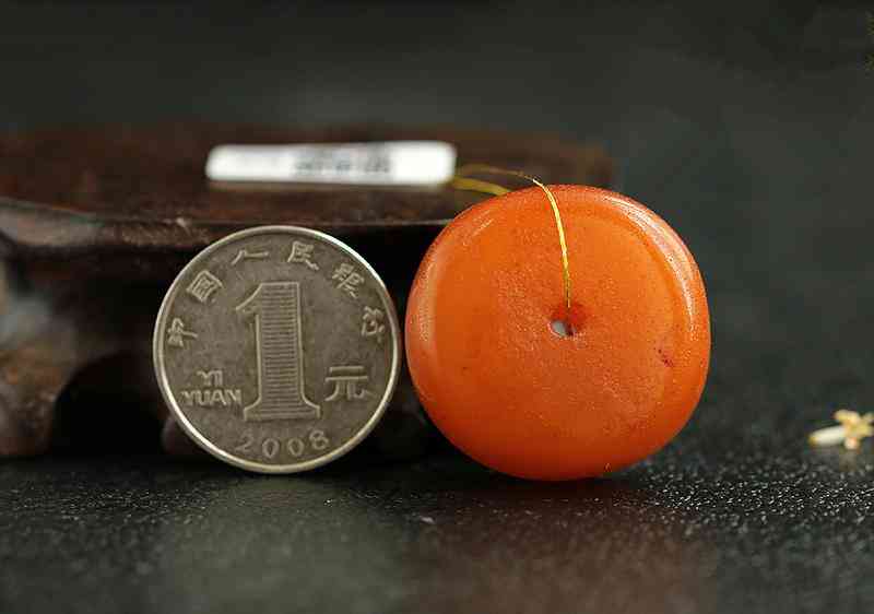 蜜蜡是怎么形成的(蜜蜡是什么材质做的)插图2