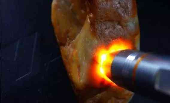 田黄玉石的价格是多少钱一克(黄蜡石价格及图片)插图1 田黄玉石的价格是多少钱一克(黄蜡石价格及图片)插图1