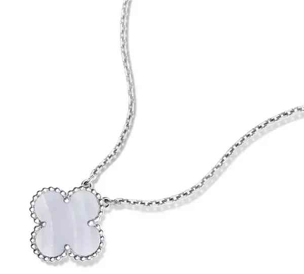 四叶草项链吊坠(四叶草项链吊坠是什么牌子)插图15